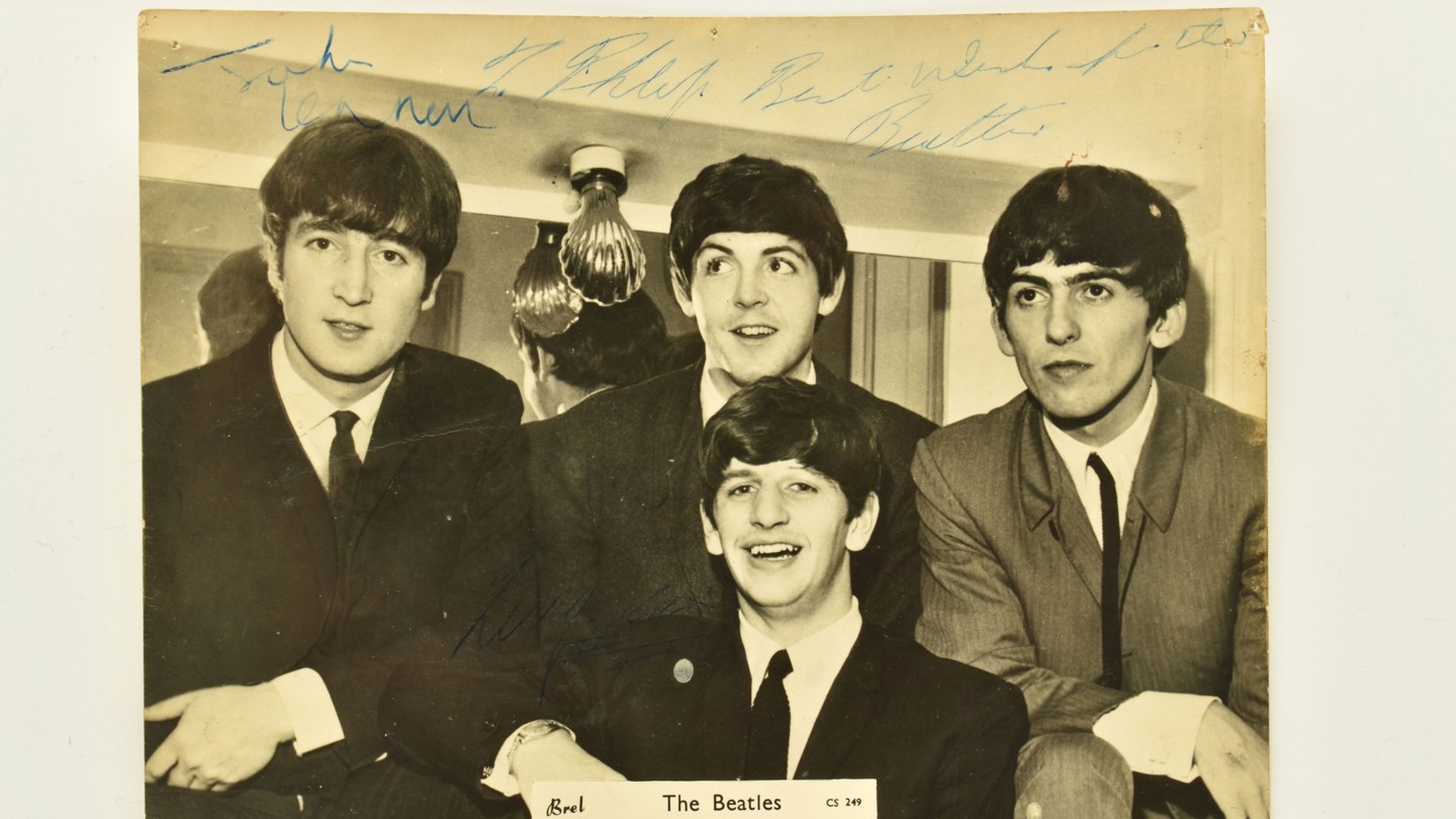 Beatles Autographs From 1963 Sold £1,900