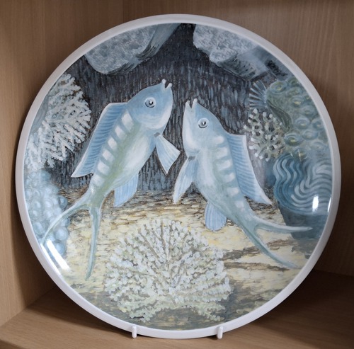 Lot 788: Portmeirion Caribbean platter 'Dance of the Damsel Fish', a 2002 limited edition.