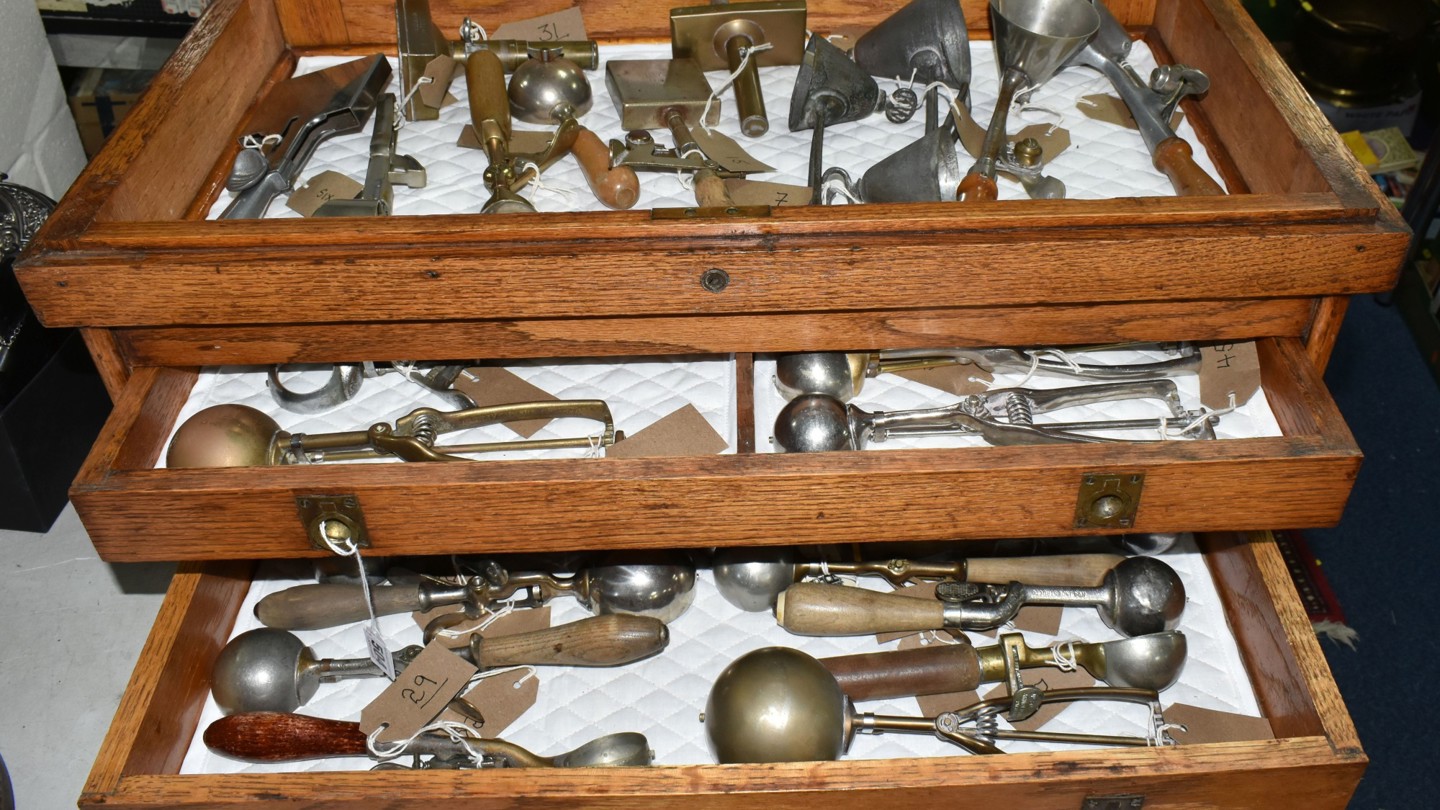 504 Ice Cream Scoop Collection In Victorian Oak And Brass Bound Collectors Chest