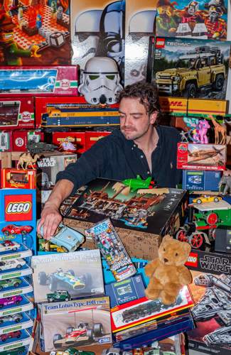 Ben Winterton toys 070726 DB2.jpg