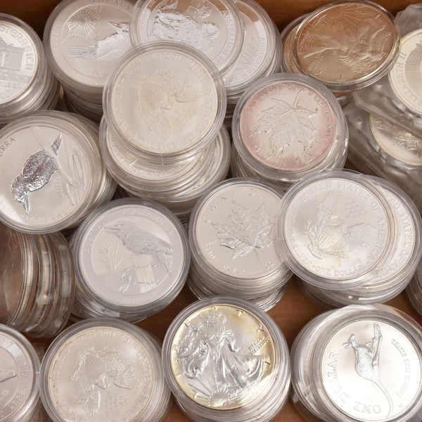 Silver 1Oz .999 Coins 182 Coins Sold £8,800