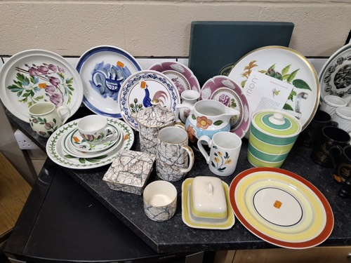 Lot 976: Portmeirion ceramics including Mother's Day plates.