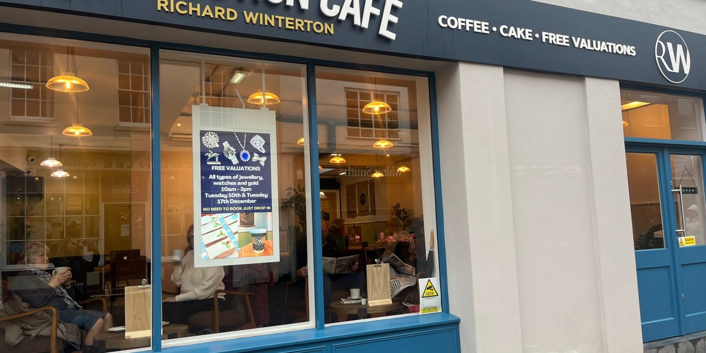 Auction Cafe External 2 Web