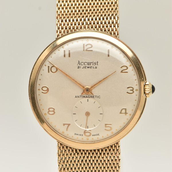 9Ct Gold Accurist Watch Sold £600