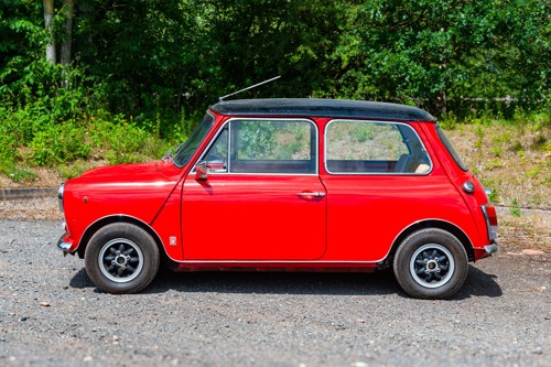 1974 Innocenti Mini Cooper profile web.jpg