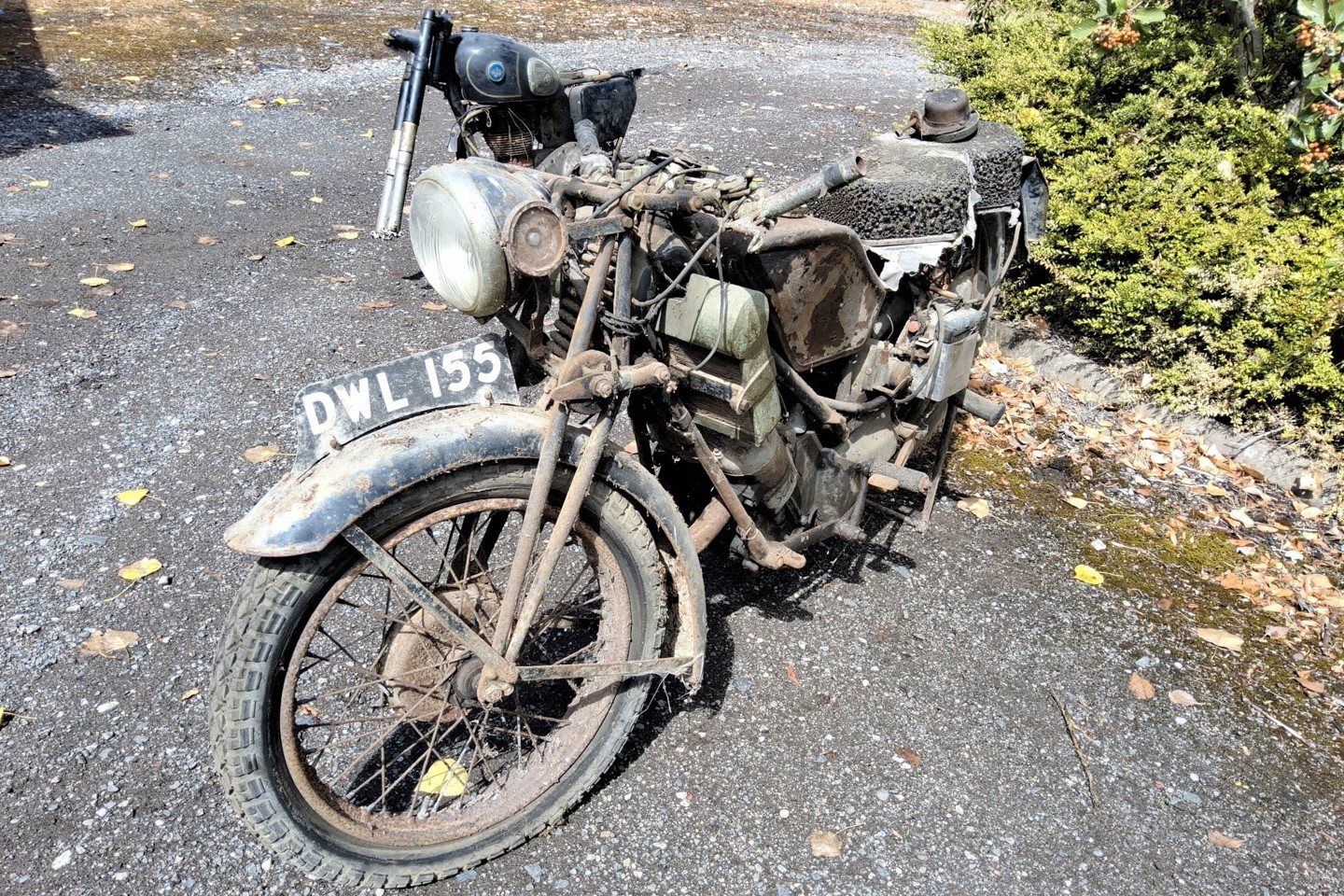 1940s Scott Flying Squirrel motorcycle sold £1,350 web page top.jpg