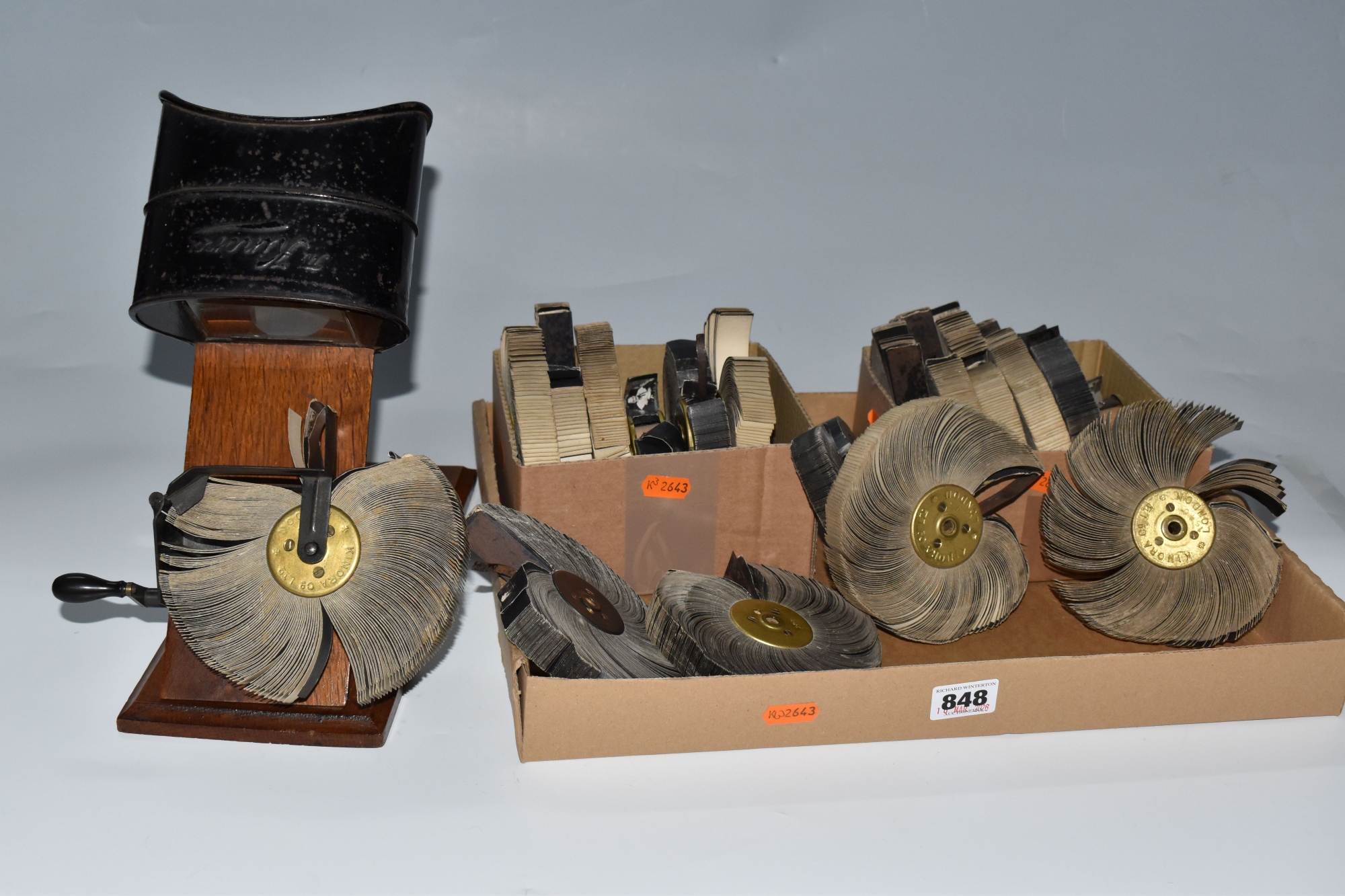 Early C20th Kinora Viewer And 18 Reels Sold £1,000