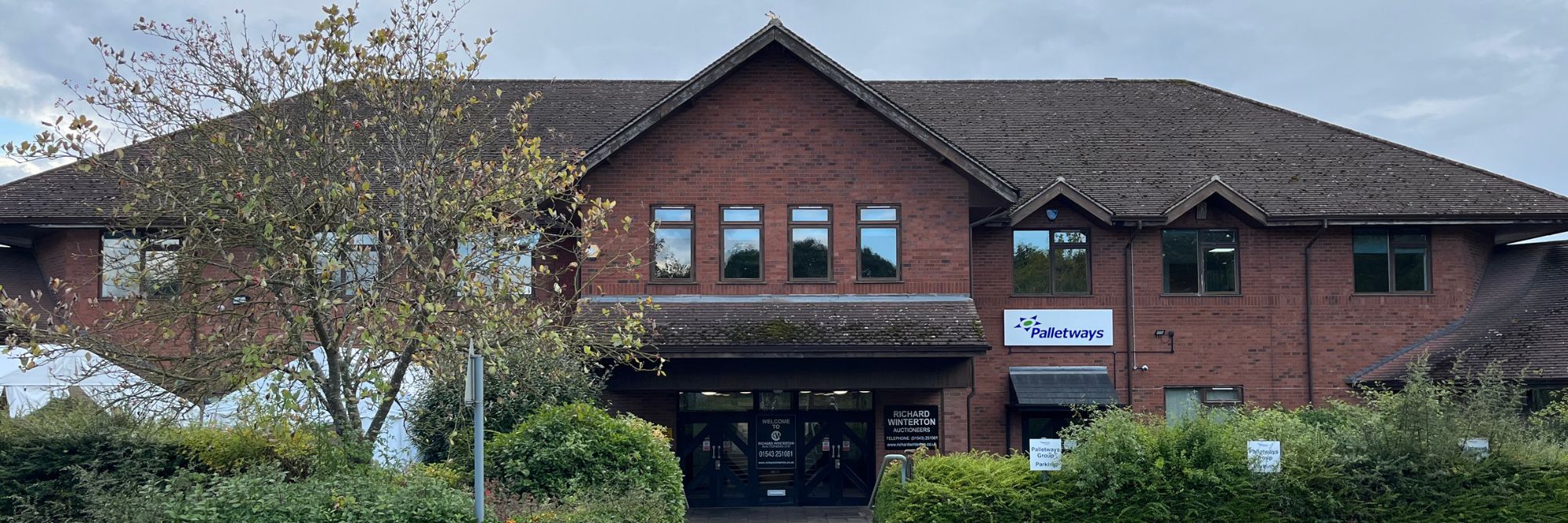 The Lichfield Auction Centre Fradley Park 260924 Page Banner