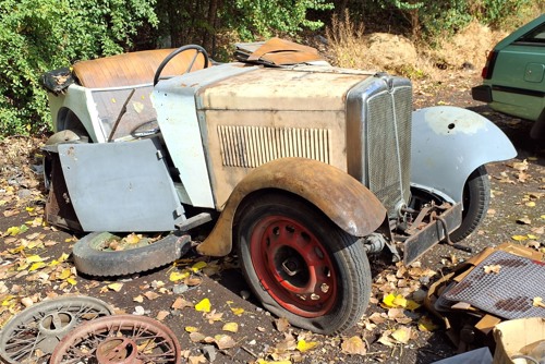 A 1930s Morris Minor Tourer restoration project.
