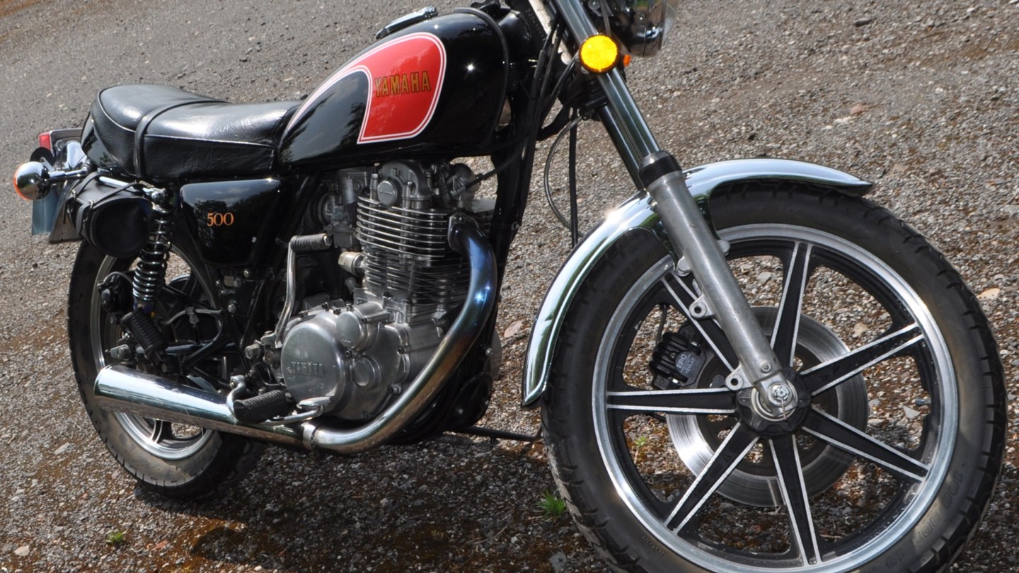 1978 Yamaha SR500 Web Hero