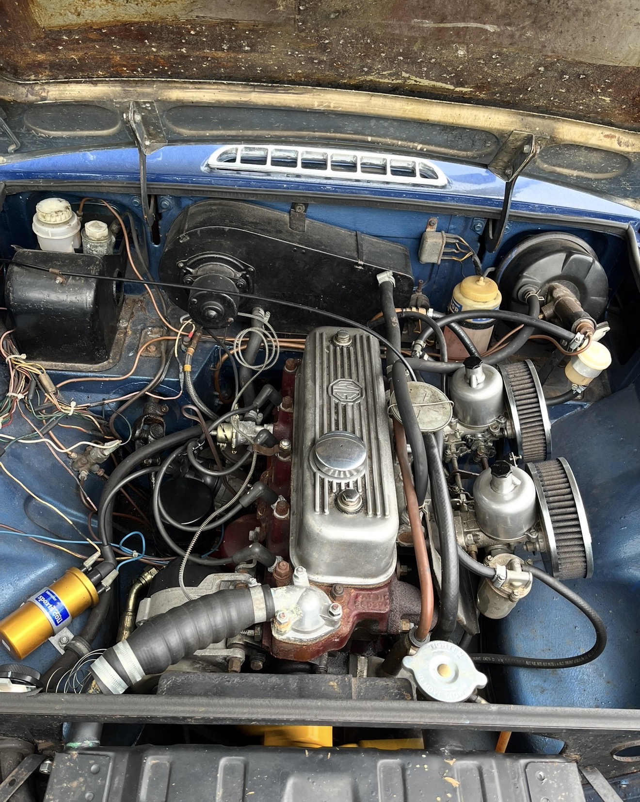 1967 MG MGB engine.jfif