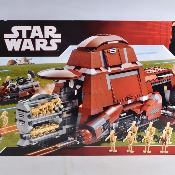 Sealed Boxed LEGO Star Wars Trade Federation MTT Reference 7662 Sold £640