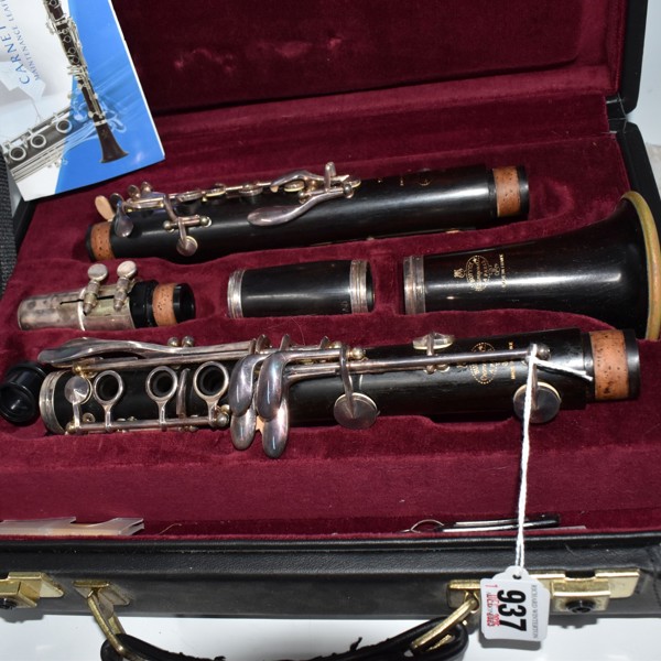 Cased Clarinet By Buffet Crampon & Cie, Paris Sold £400