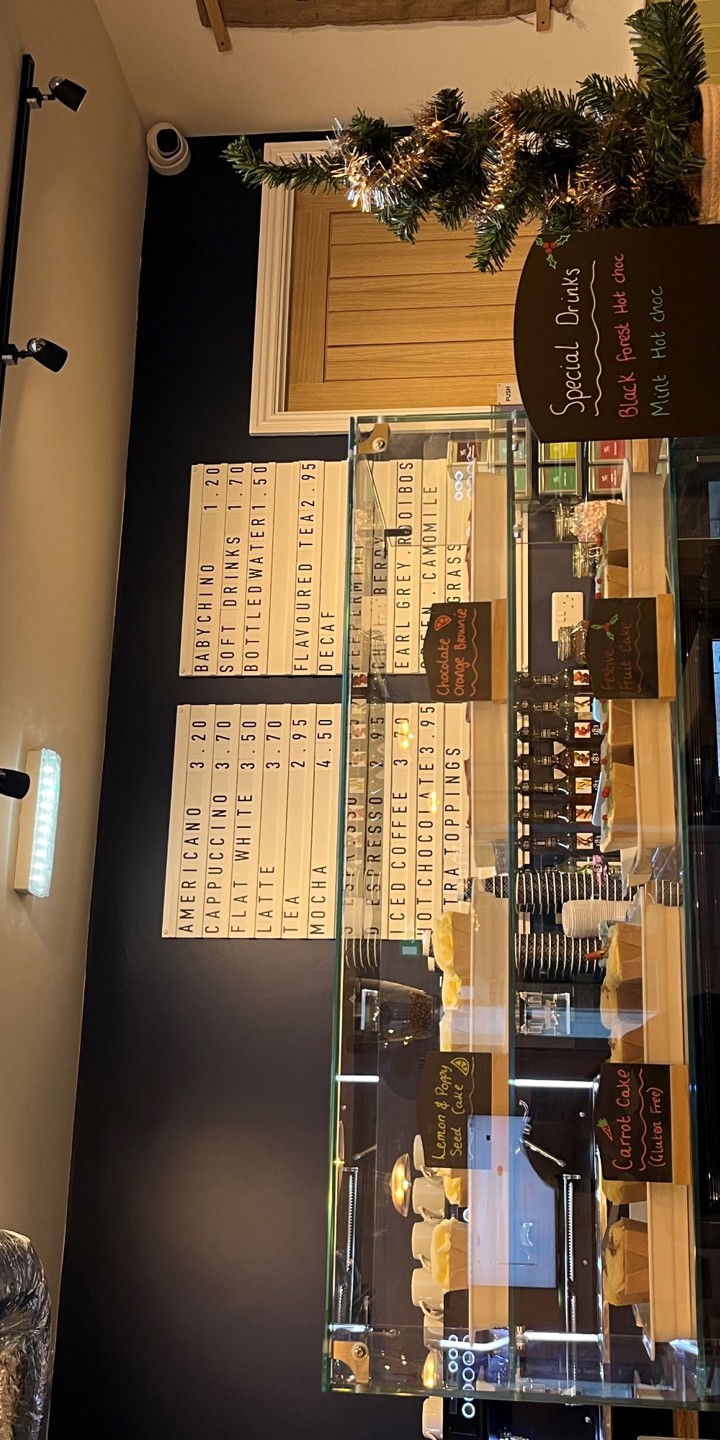Auction Cafe Internal 3 Web