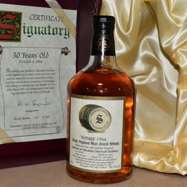843 Signatory Vintage 1966 Single Highland Malt Whisky Macallan Glenlivet Distillery