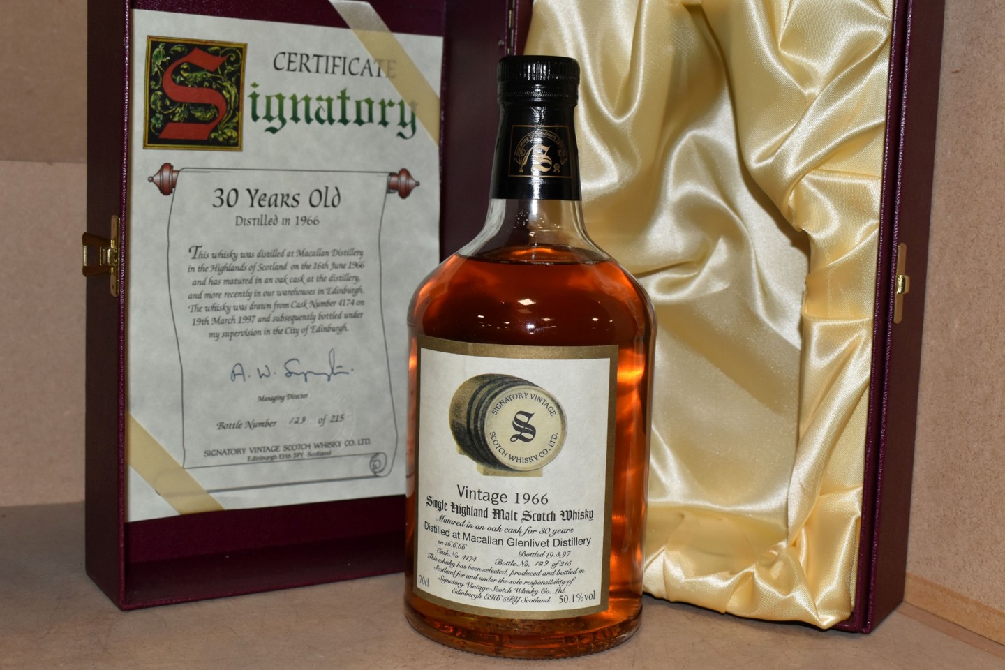 843 Signatory Vintage 1966 Single Highland Malt Whisky Macallan Glenlivet Distillery