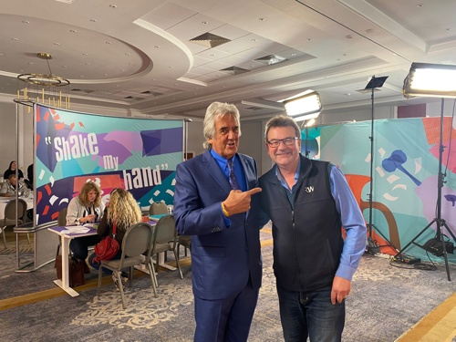 David Dickinson with Richard Winterton at a previous dealer day in Stoke back in April 2023.