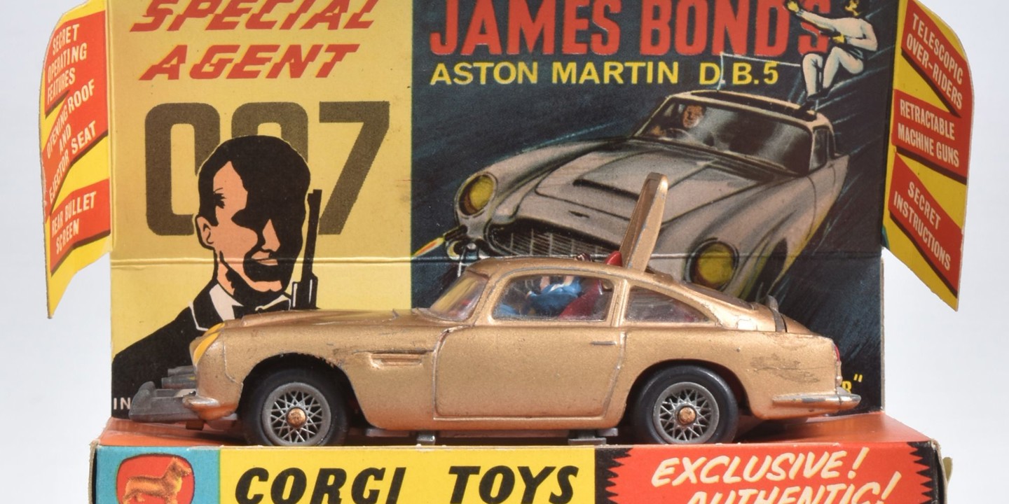 59 270526 Boxed Corgi James Bond Goldfinger Aston Martin DB5