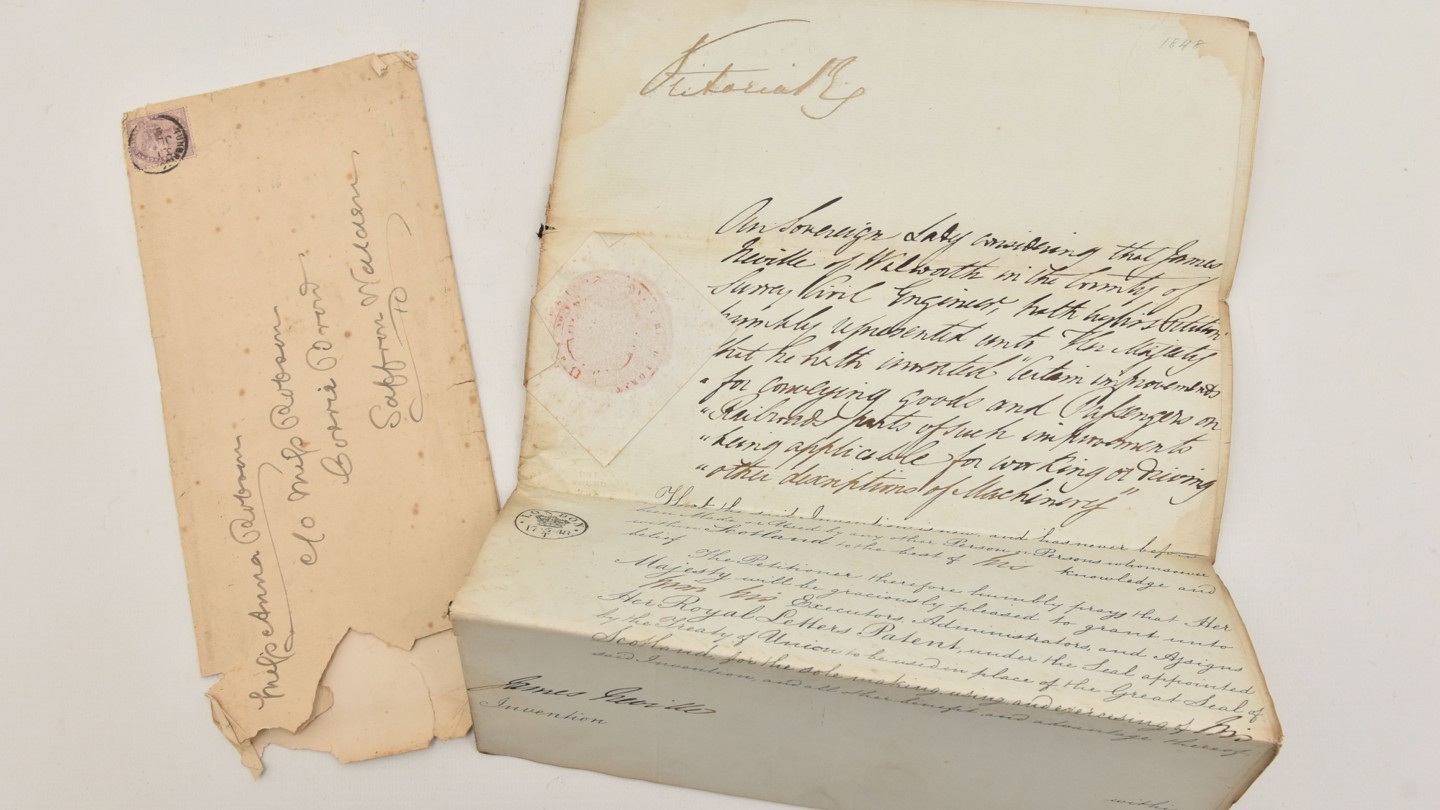 Queen Victoria Signature Web1