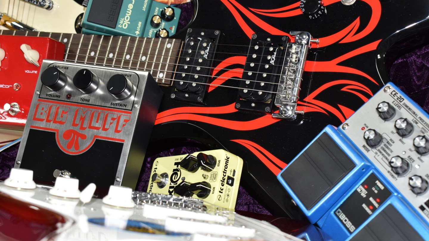 Guitars And Effects Pedals July 21 2025