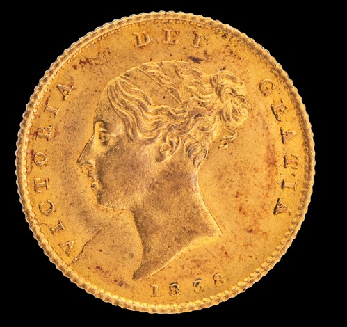 The 1838 half sovereign bears the first and smallest young portrait of the queen on the obverse.