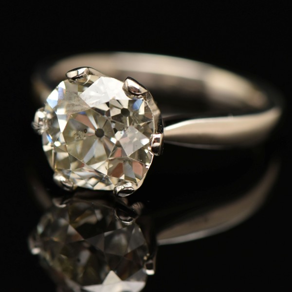 Certified natural 3.54ct single stone diamond platinum ring sold £8,000.jpg