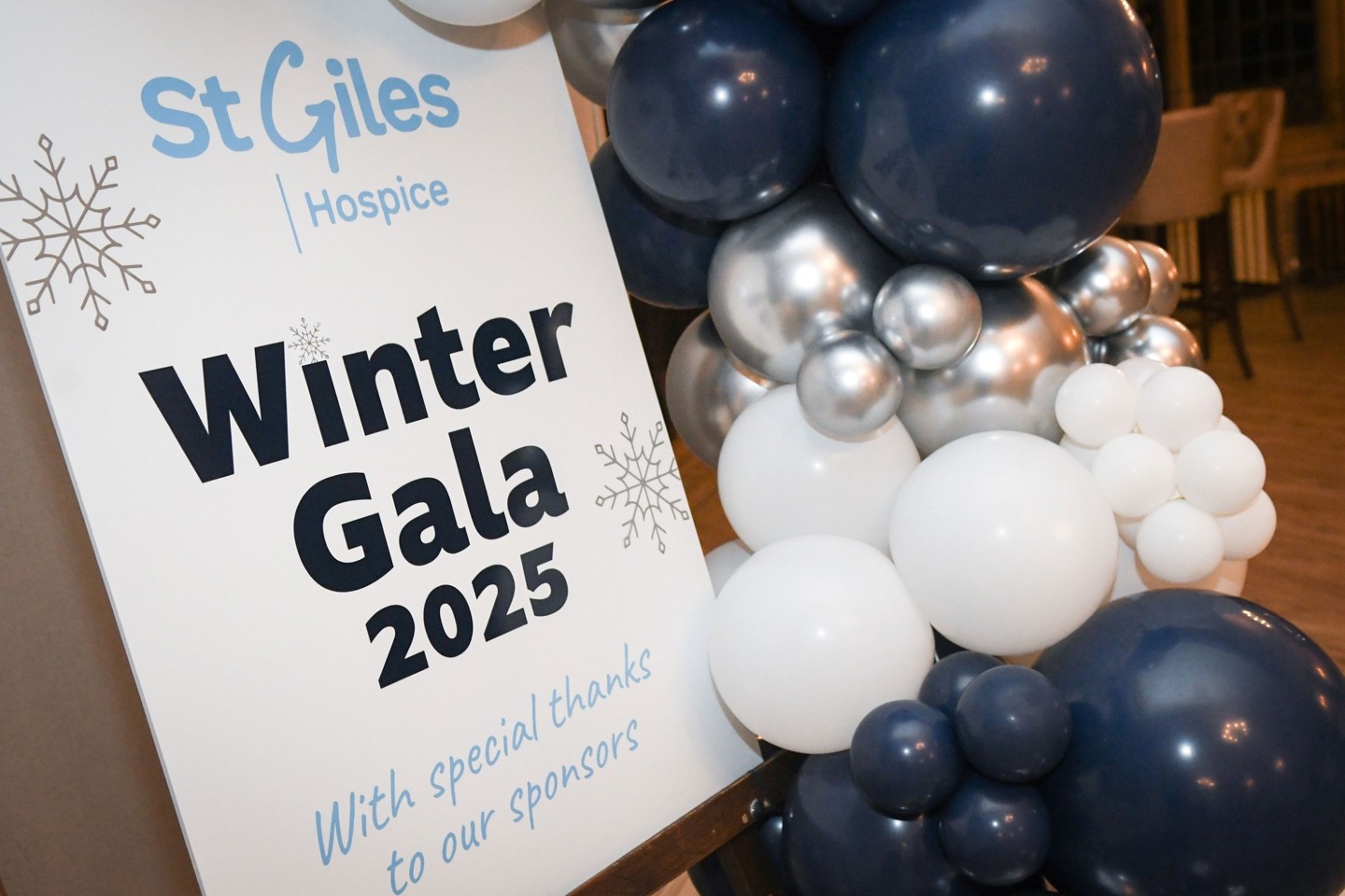 St Giles Winter Gala Balloons Web