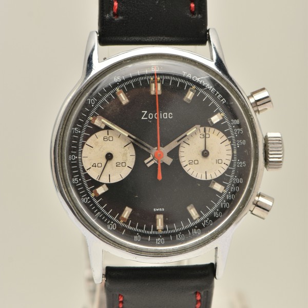 Zodiac 'poor man's Carrera' watch sold £700.jpg
