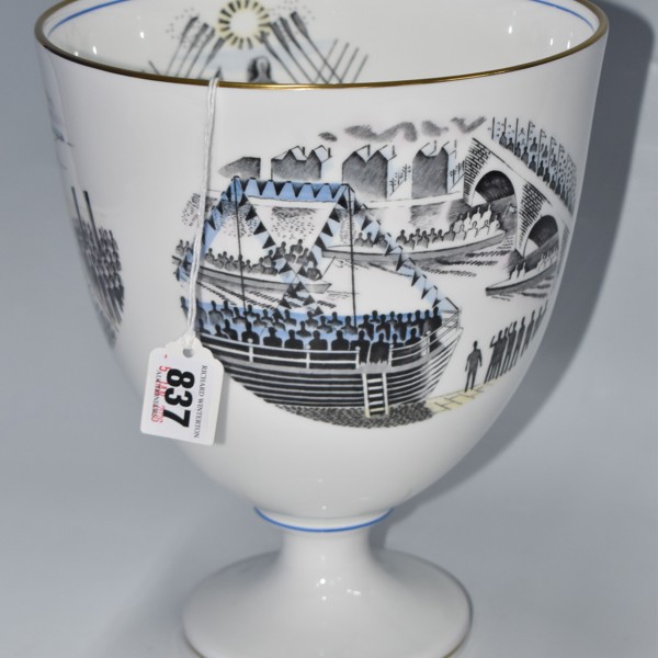 Wedgwood Limited Edition Eric Ravilious The Boat Race Vase Reissued 1986 Sold £500
