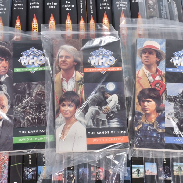 Four Boxes Of Doctor Who Books Sold £500