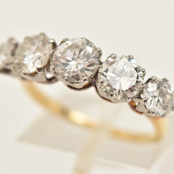 18Ct Gold Five Stone 2.70Ct Diamond Ring Sold £1,600