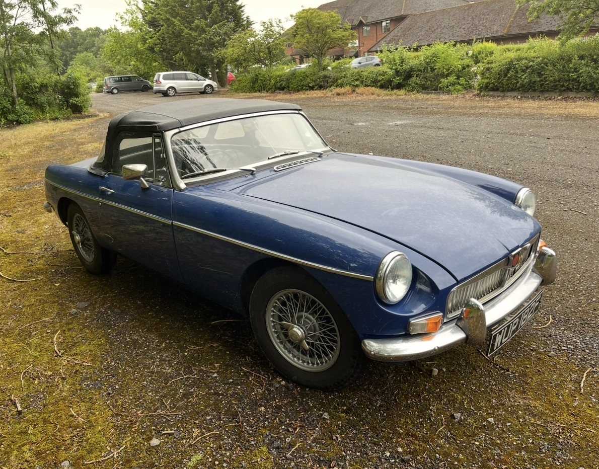1967 MG MGB.jfif