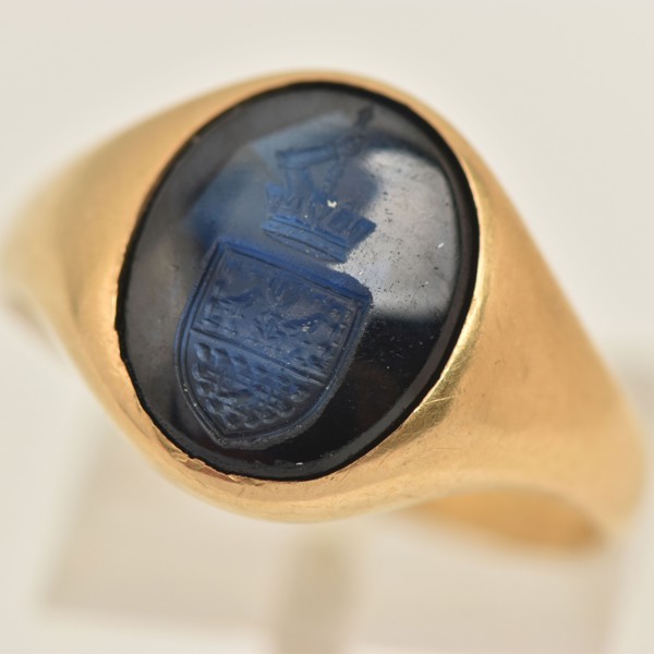 18Ct Gold Sapphire Intaglio Seal Signet Ring Sold £800