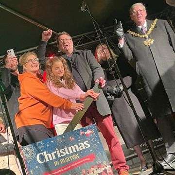 Richard Winterton helps switch on Burton's Christmas lights, November 2022.