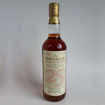 The Macallan 25 Years Old Scottish malt whisky sold £4,600