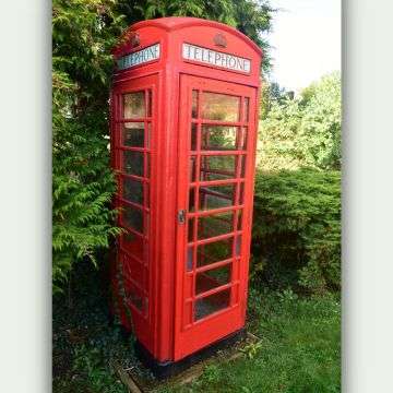 K6 red telephone box sold £2,000