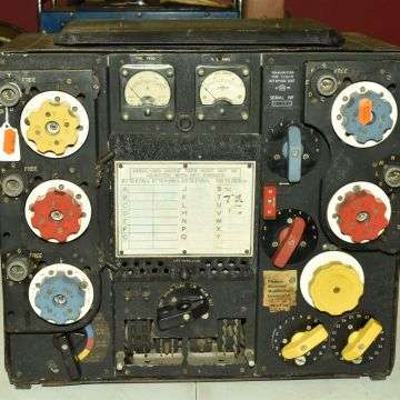 Lot 371: An Air Ministry Type T1154M radio transmitter.